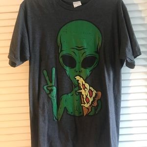 ALIEN PIZZA T-SHIRT AREA 51 VIBEZZZ